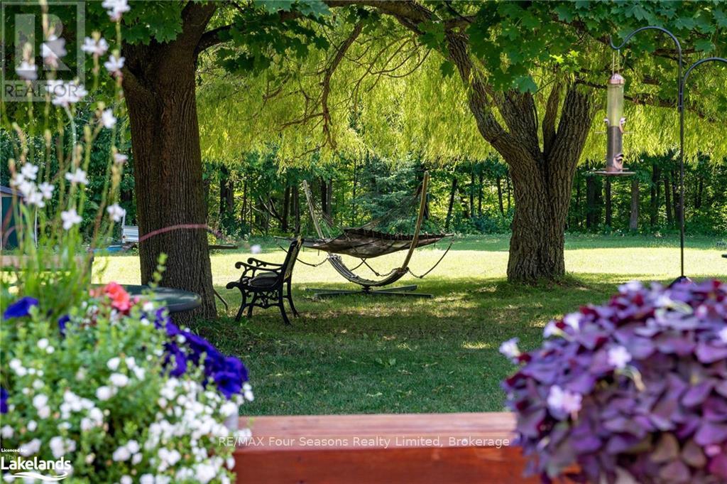 988 Sixth Street, Clearview, Ontario  L9Y 3Y9 - Photo 10 - S10440022