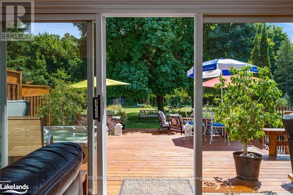 988 Sixth Street, Clearview, Ontario  L9Y 3Y9 - Photo 27 - S10440022