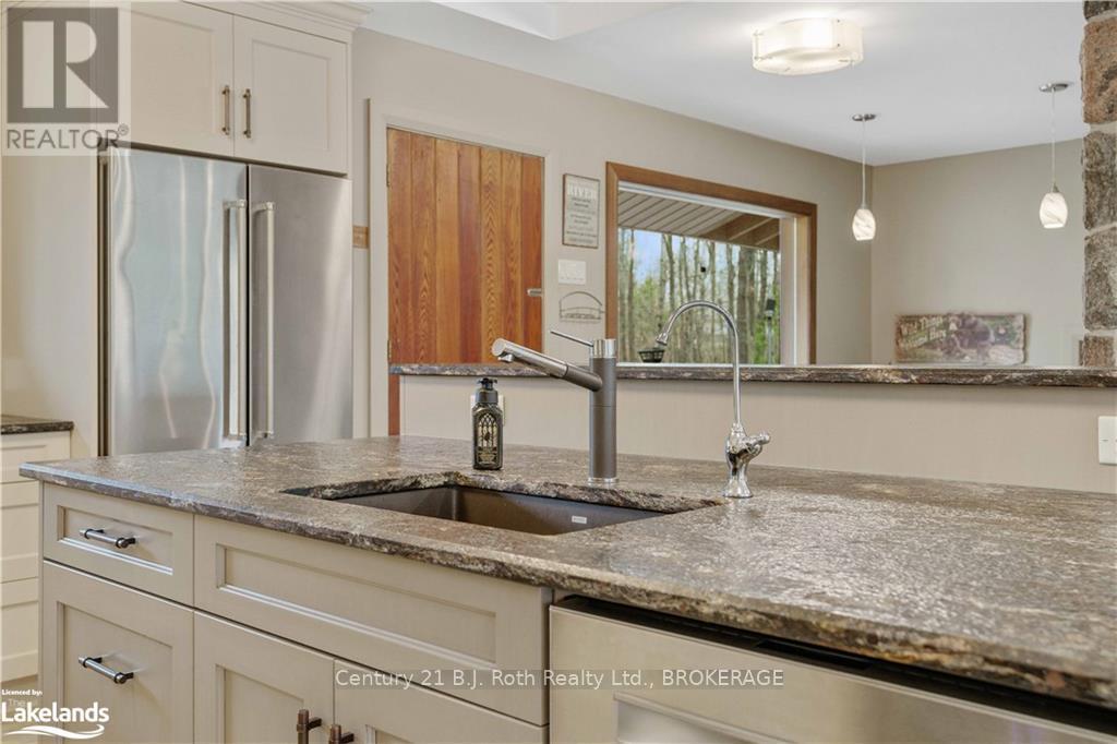 2983 Whelan Way, Ramara, Ontario  L0K 2B0 - Photo 8 - S10440147
