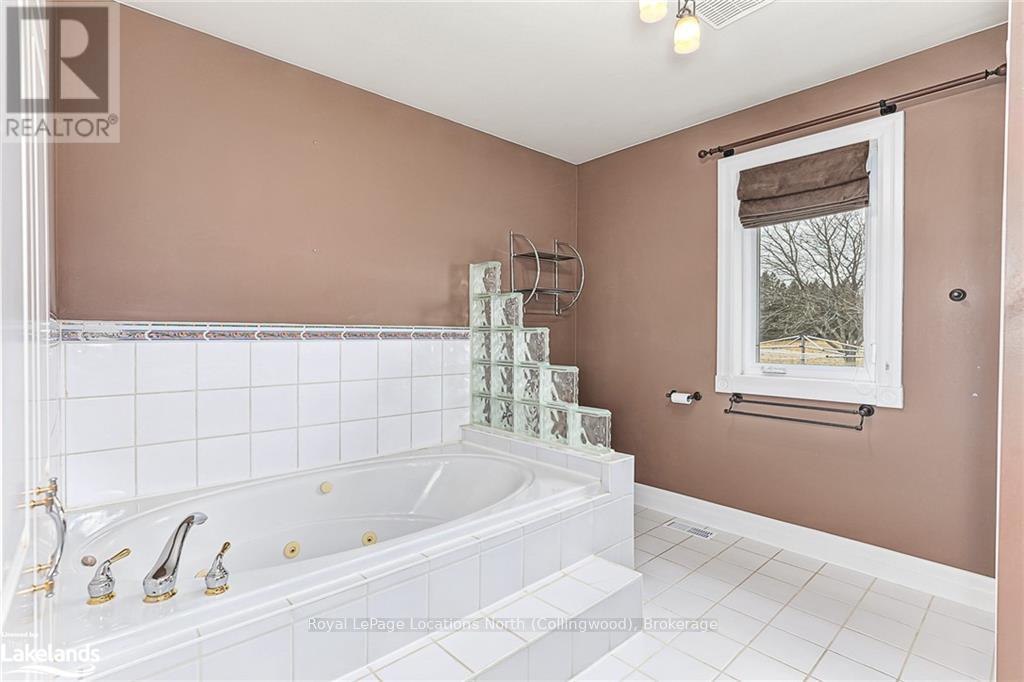 4228 Hogback Road, Clearview, Ontario  L0M 1K0 - Photo 19 - S10440249