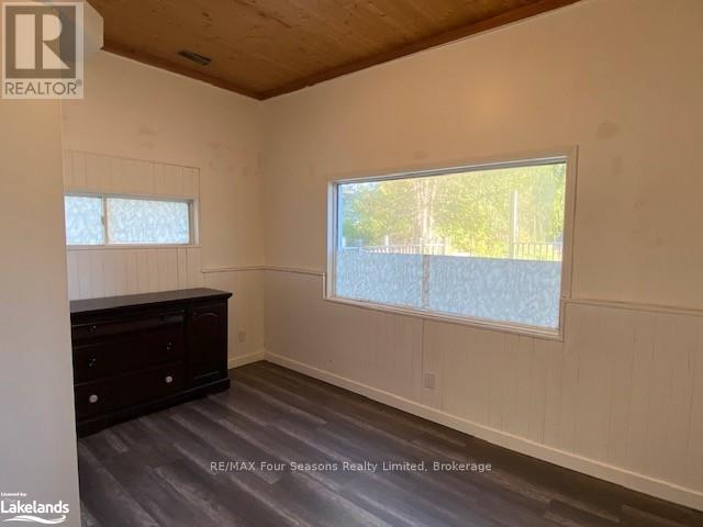 214 Montreal Street, Clearview, Ontario  L0M 1S0 - Photo 19 - S10440338