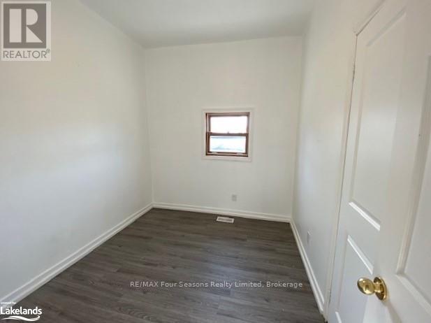 214 Montreal Street, Clearview, Ontario  L0M 1S0 - Photo 23 - S10440338