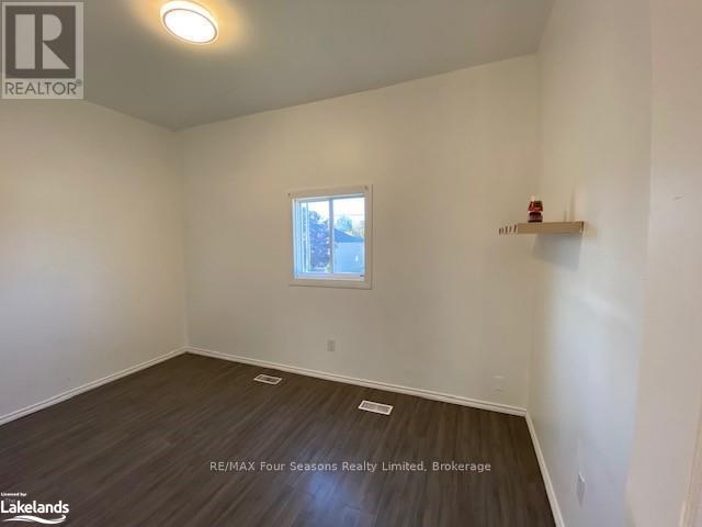 214 Montreal Street, Clearview, Ontario  L0M 1S0 - Photo 24 - S10440338