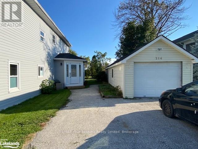 214 Montreal Street, Clearview, Ontario  L0M 1S0 - Photo 3 - S10440338
