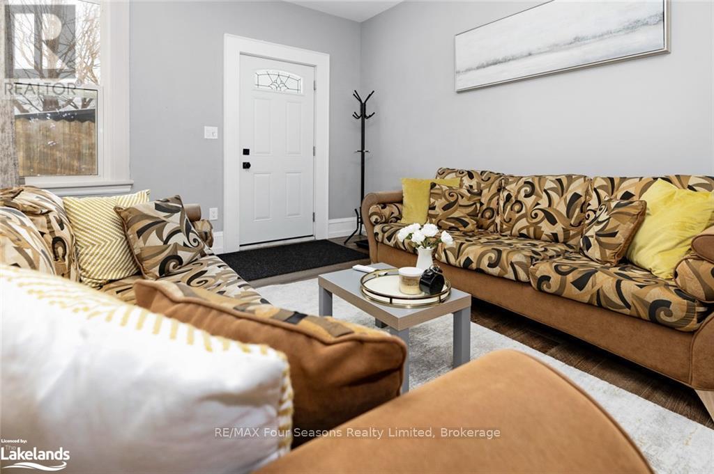 32 Saint Paul Street, Collingwood, Ontario  L9Y 3N9 - Photo 12 - S10440354