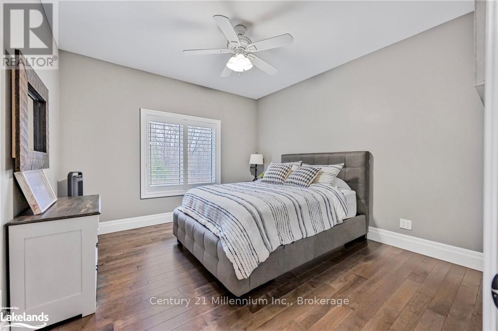 49 Sydenham Trail W, Clearview, Ontario  L0M 1H0 - Photo 13 - S10440429