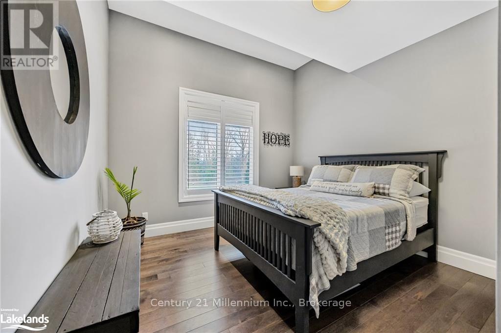 49 Sydenham Trail W, Clearview, Ontario  L0M 1H0 - Photo 20 - S10440429