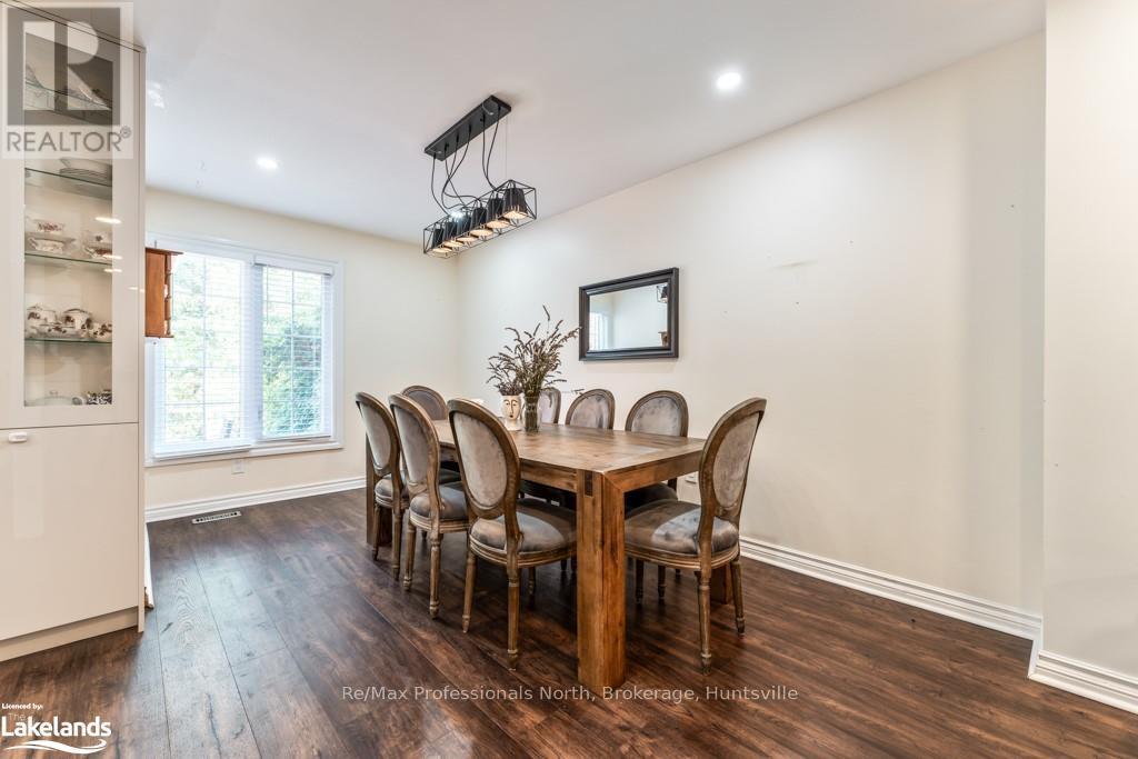 92 Oldhill Street, Richmond Hill (Devonsleigh), Ontario  L4C 9V1 - Photo 13 - N10436739