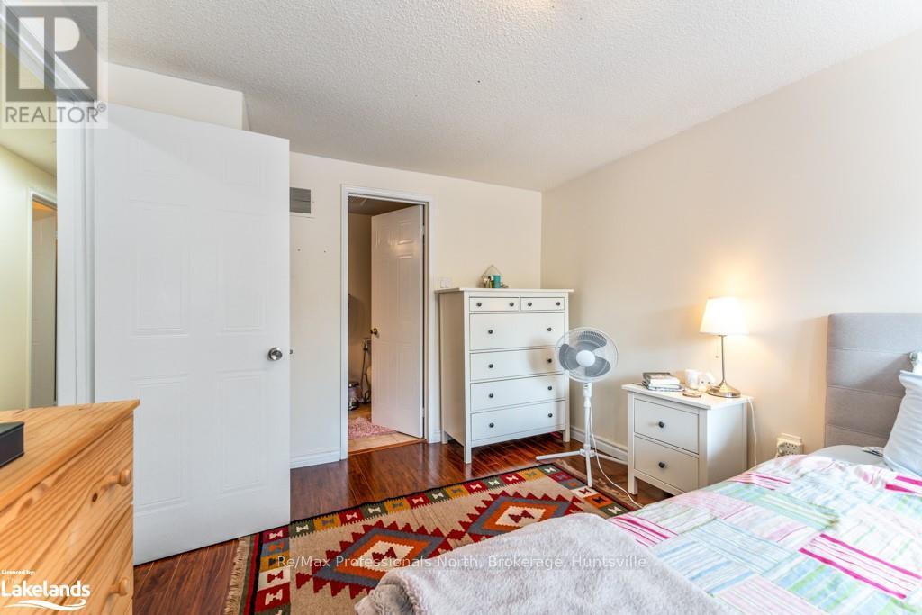 92 Oldhill Street, Richmond Hill (Devonsleigh), Ontario  L4C 9V1 - Photo 18 - N10436739