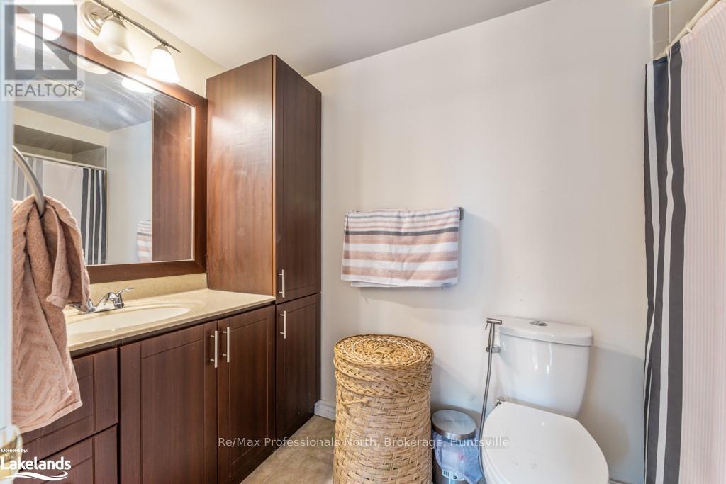 92 Oldhill Street, Richmond Hill (Devonsleigh), Ontario  L4C 9V1 - Photo 19 - N10436739