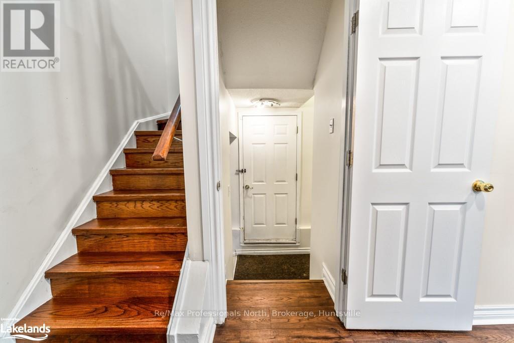 92 Oldhill Street, Richmond Hill (Devonsleigh), Ontario  L4C 9V1 - Photo 25 - N10436739