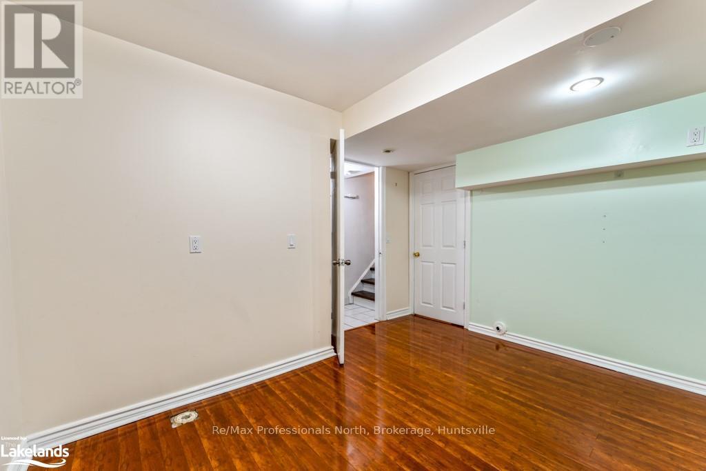 92 Oldhill Street, Richmond Hill (Devonsleigh), Ontario  L4C 9V1 - Photo 31 - N10436739