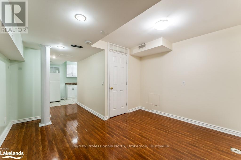 92 Oldhill Street, Richmond Hill (Devonsleigh), Ontario  L4C 9V1 - Photo 32 - N10436739