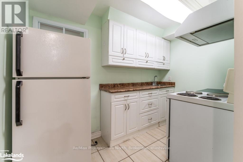 92 Oldhill Street, Richmond Hill (Devonsleigh), Ontario  L4C 9V1 - Photo 34 - N10436739