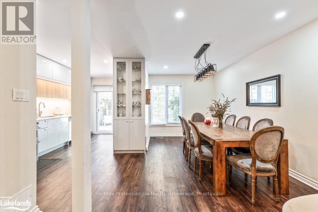 92 Oldhill Street, Richmond Hill (Devonsleigh), Ontario  L4C 9V1 - Photo 8 - N10436739