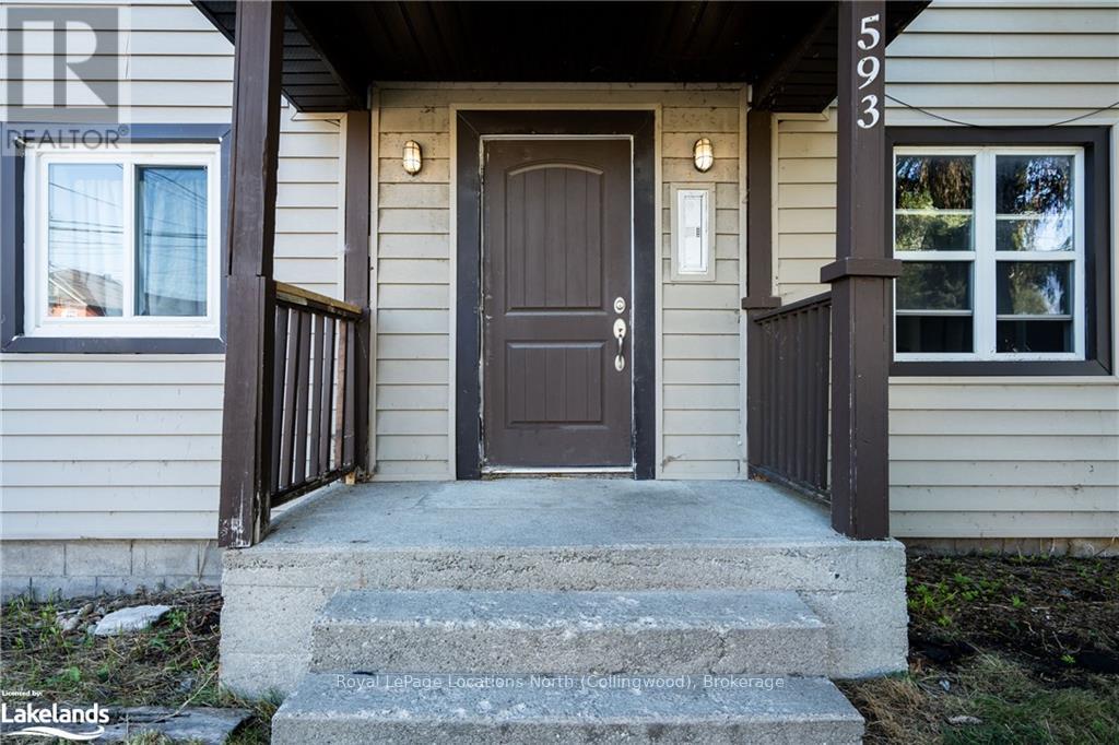 593 Hurontario Street, Collingwood, Ontario  L9Y 2N4 - Photo 4 - S10438389