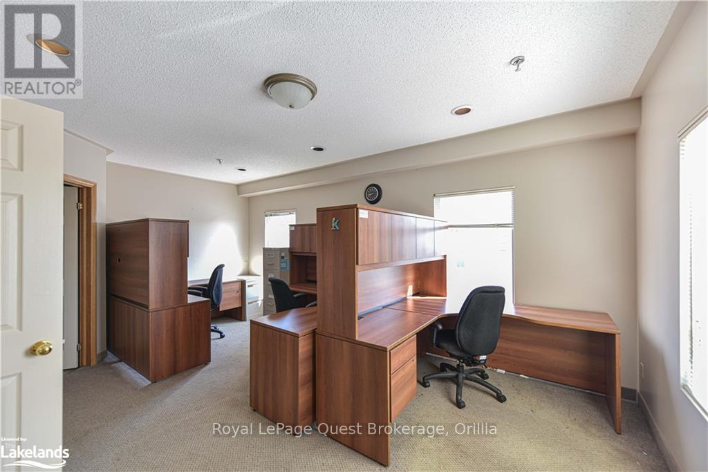 94 Colborne Street W, Orillia, Ontario  L3V 2Y9 - Photo 23 - S10895197