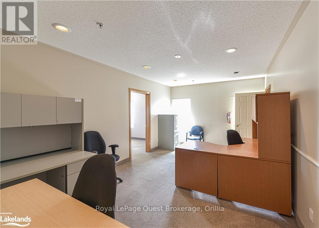 94 Colborne Street W, Orillia, Ontario  L3V 2Y9 - Photo 29 - S10895197