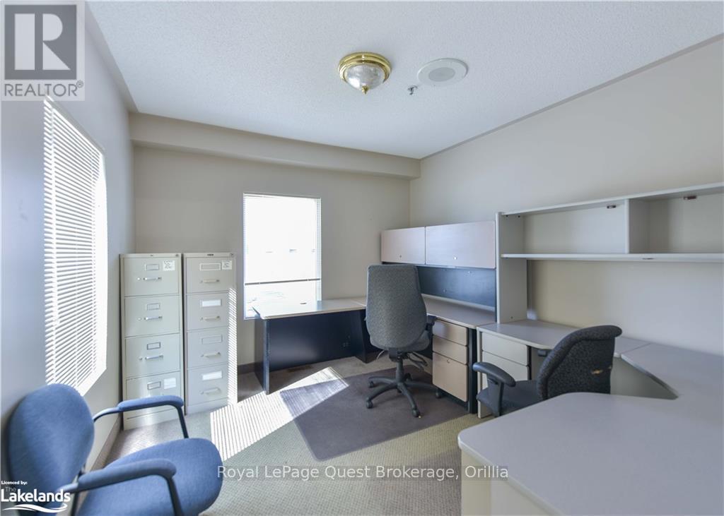 94 Colborne Street W, Orillia, Ontario  L3V 2Y9 - Photo 31 - S10895197