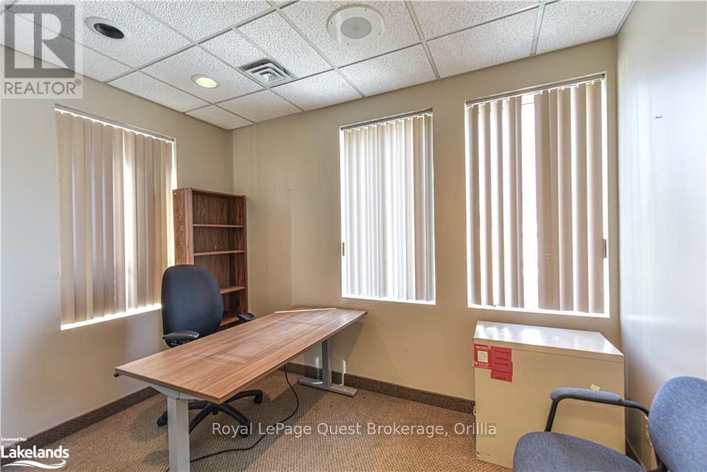 94 Colborne Street W, Orillia, Ontario  L3V 2Y9 - Photo 36 - S10895197