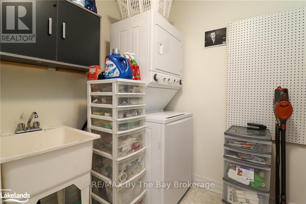 54 New York Avenue, Wasaga Beach, Ontario  L9Z 3A8 - Photo 12 - S10895615