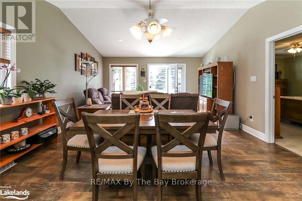 54 New York Avenue, Wasaga Beach, Ontario  L9Z 3A8 - Photo 18 - S10895615