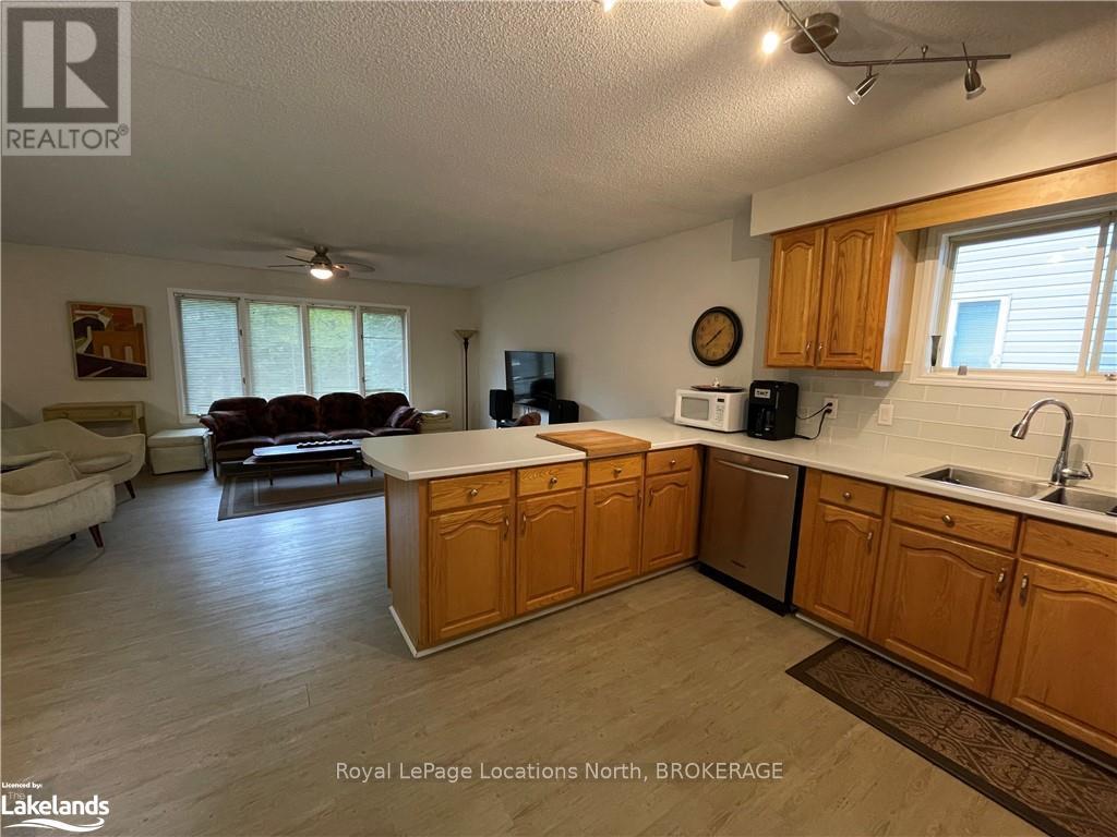 24 55th Street S, Wasaga Beach, Ontario  L9Z 1W9 - Photo 15 - S10896157