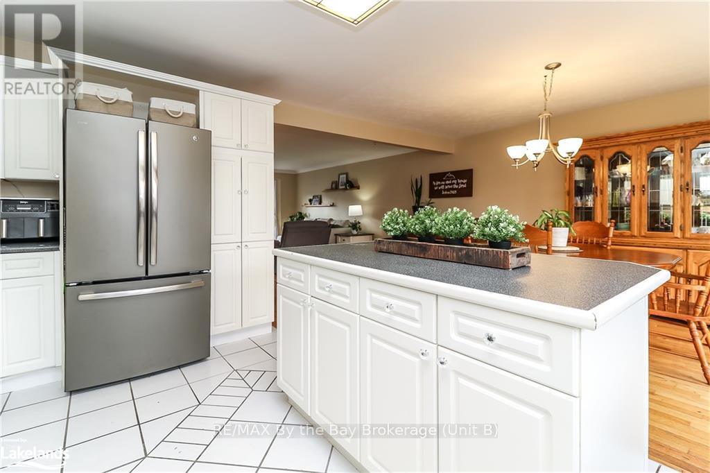 13 Riverdale Drive, Wasaga Beach, Ontario  L9Z 1E9 - Photo 16 - S10440452