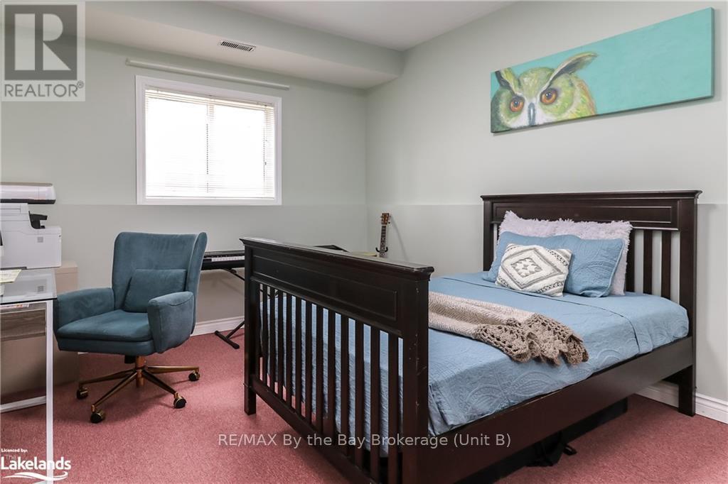 13 Riverdale Drive, Wasaga Beach, Ontario  L9Z 1E9 - Photo 30 - S10440452