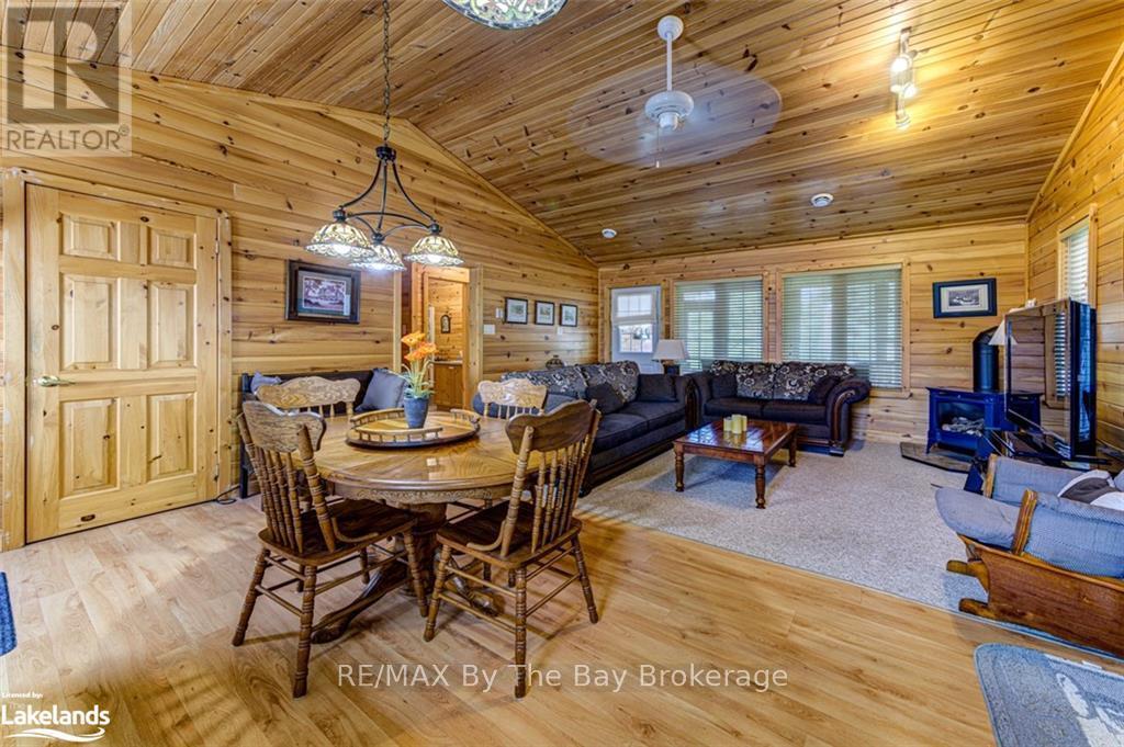 44 Cabin Crescent, Wasaga Beach, Ontario  L9Z 1X7 - Photo 16 - S10898088