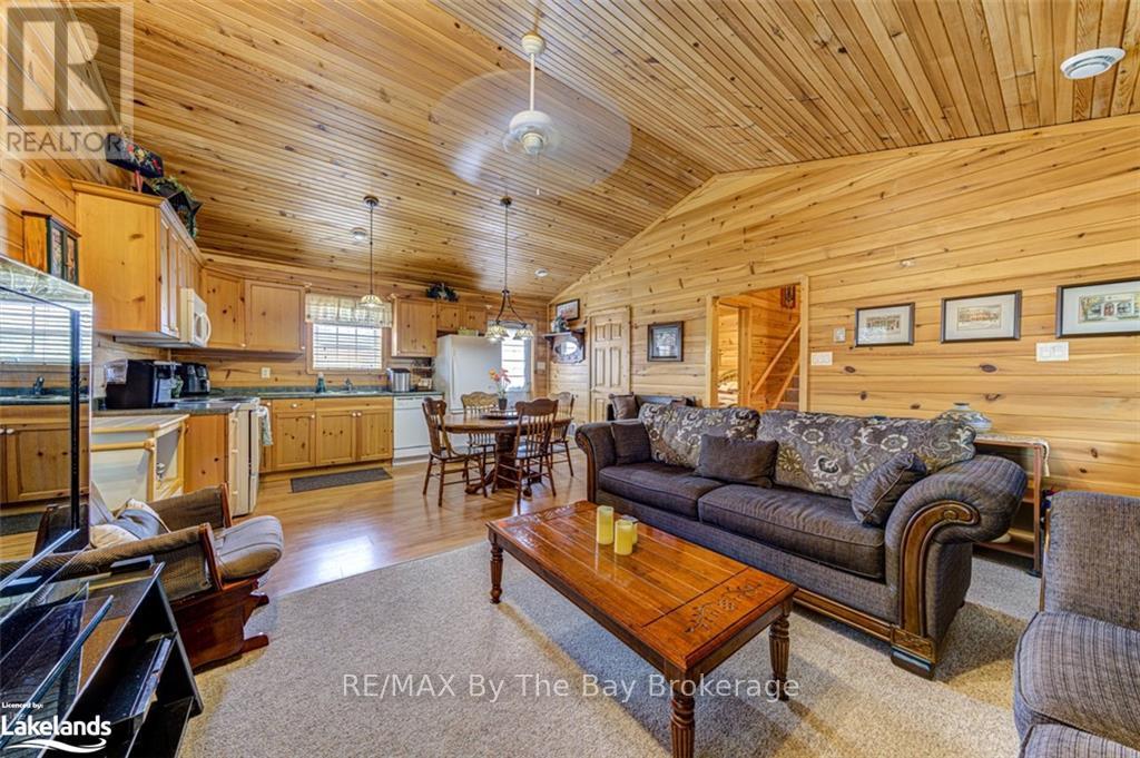 44 Cabin Crescent, Wasaga Beach, Ontario  L9Z 1X7 - Photo 21 - S10898088