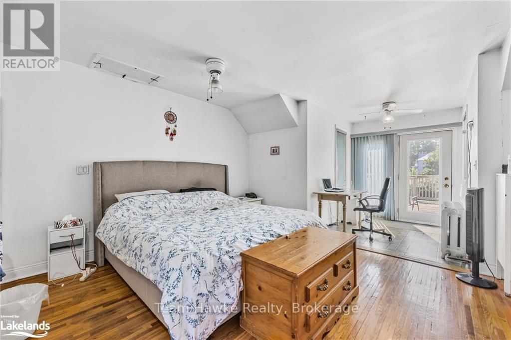 4 Maria Street, Penetanguishene, Ontario  L9M 1L6 - Photo 12 - S10898201