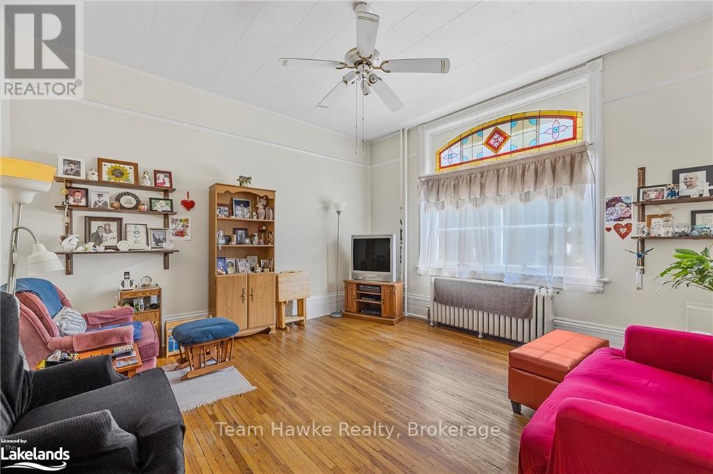 4 Maria Street, Penetanguishene, Ontario  L9M 1L6 - Photo 24 - S10898201