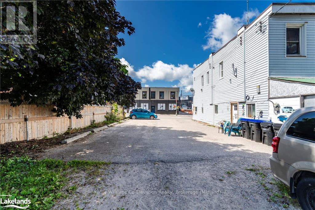 113&115 Main Street, Penetanguishene, Ontario  L9M 1S9 - Photo 8 - S10898279