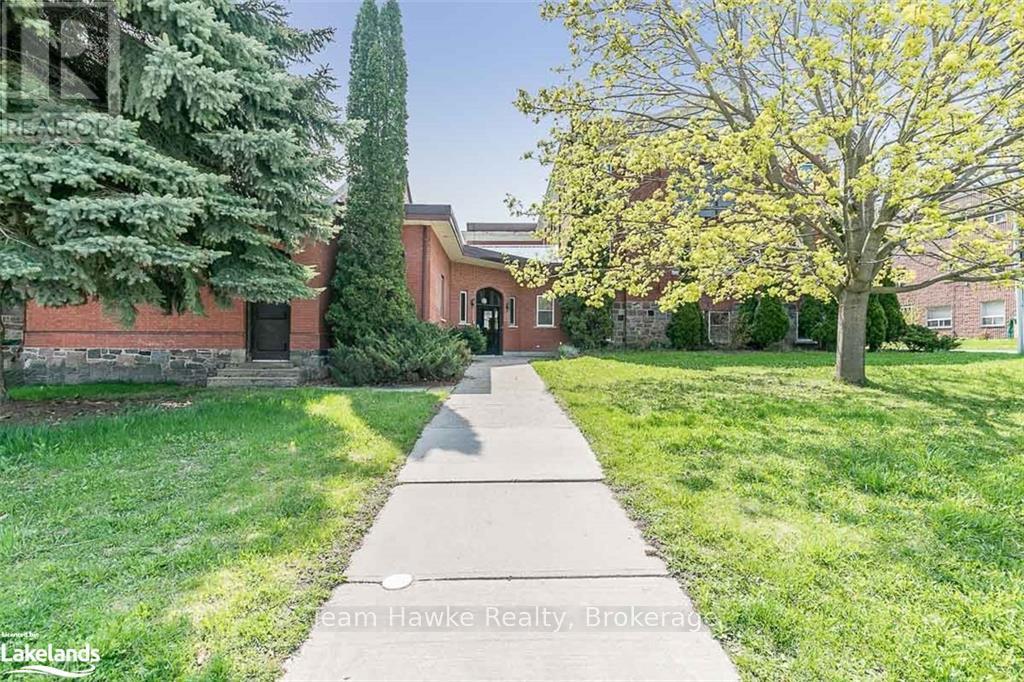 539 Hugel Avenue, Midland, Ontario  L4R 1W1 - Photo 4 - S10898296