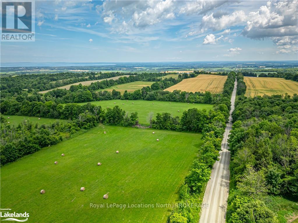 7958 21/22 Nottawasaga Side Road, Clearview, Ontario  L0M 1H0 - Photo 10 - S10899939