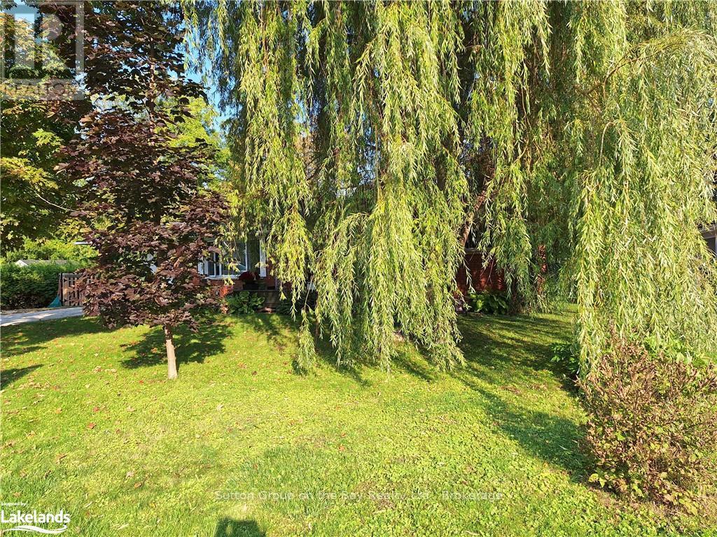 202 Point Street N, Clearview, Ontario  L0M 1S0 - Photo 4 - S10439553