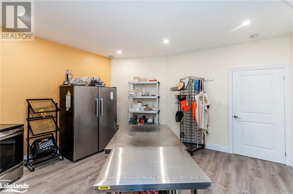 258 King Street, Midland, Ontario  L4R 3M3 - Photo 11 - S10894580