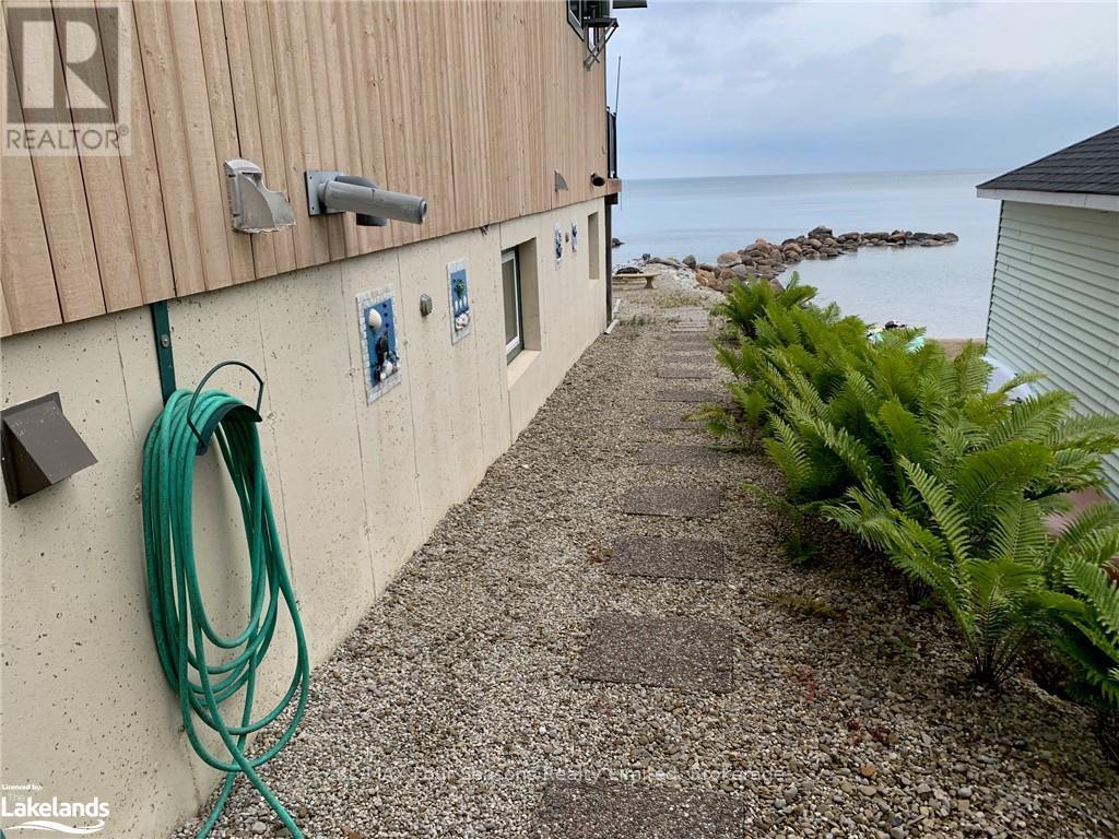 163 Lake Drive, Blue Mountains, Ontario  N0H 2P0 - Photo 13 - X10434646