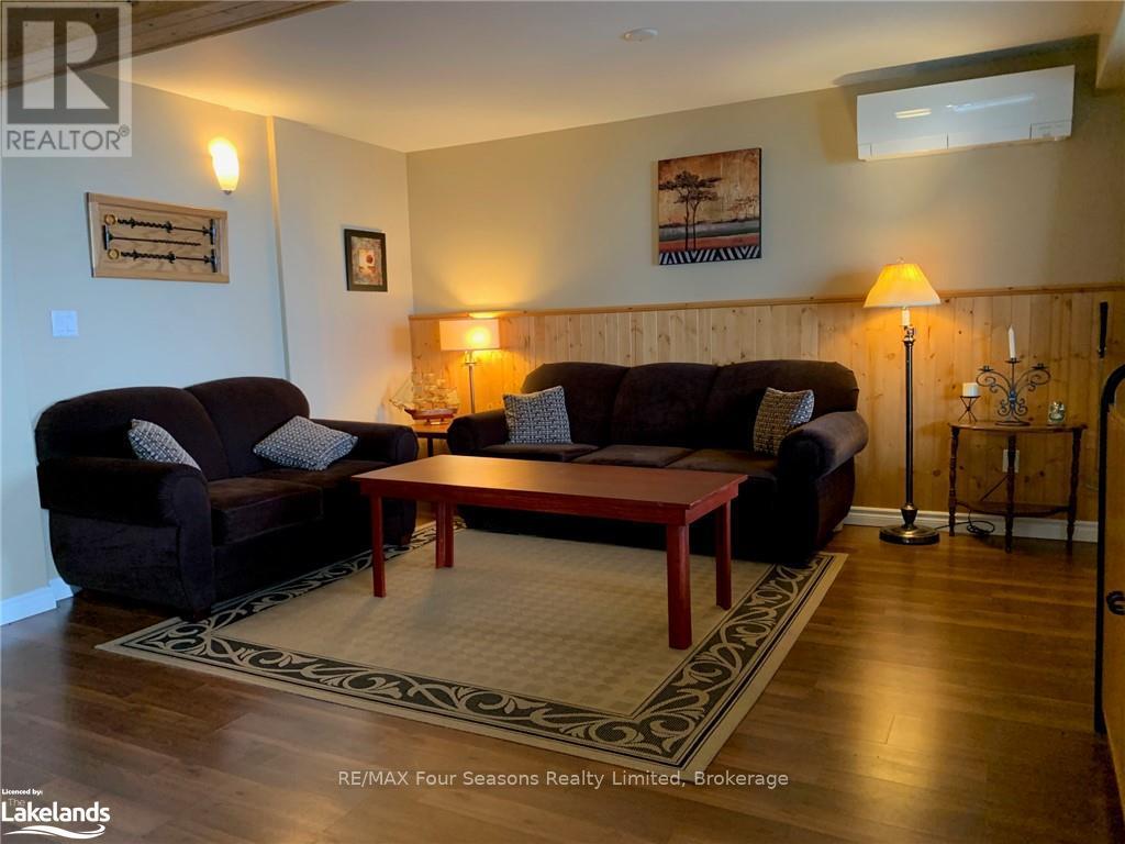 163 Lake Drive, Blue Mountains, Ontario  N0H 2P0 - Photo 2 - X10434646