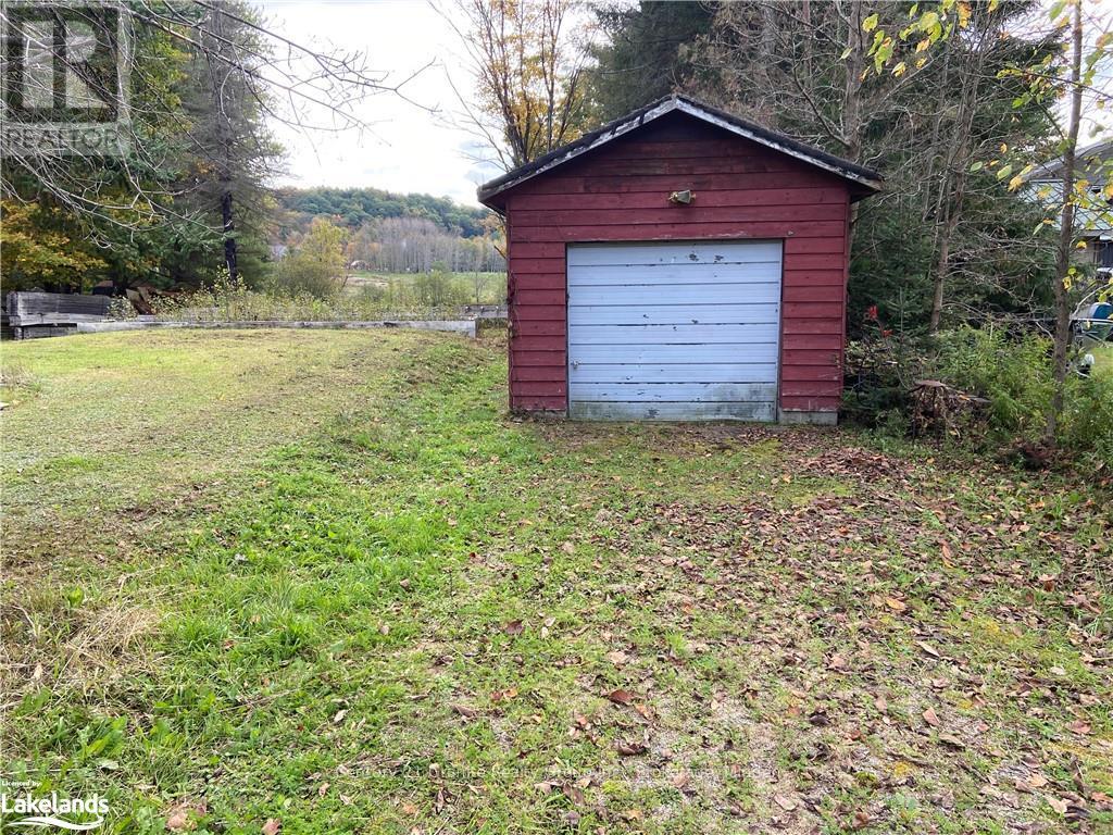 1073 Tiffany Lane, Minden Hills, Ontario  K0M 2K0 - Photo 3 - X10434953