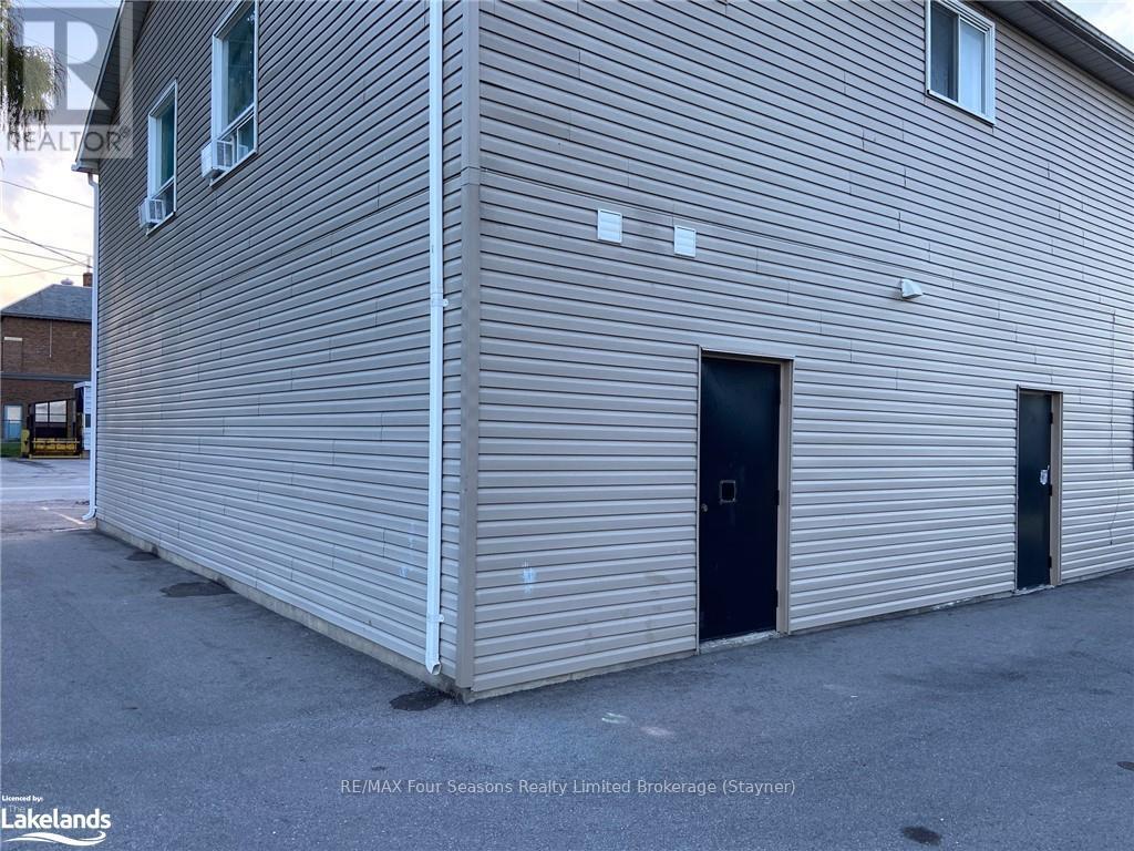 206 Perry Street, Clearview, Ontario  L0M 1S0 - Photo 3 - S10440084