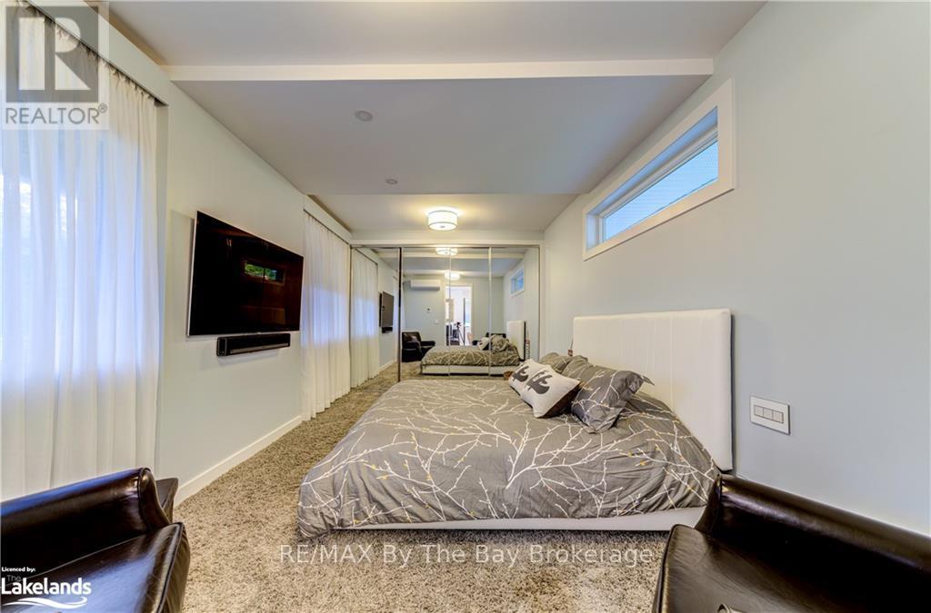 656 Oxbow Park Drive, Wasaga Beach, Ontario  L9Z 2V2 - Photo 17 - S10438394