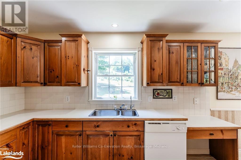 7 Andrew Court, Wasaga Beach, Ontario  L9Z 1J2 - Photo 12 - S10437918