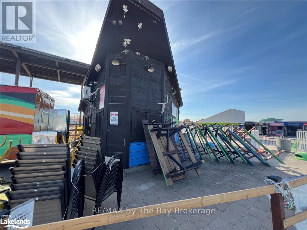 9 Main W/s Street, Wasaga Beach, Ontario  L9Z 2K3 - Photo 5 - S10438956