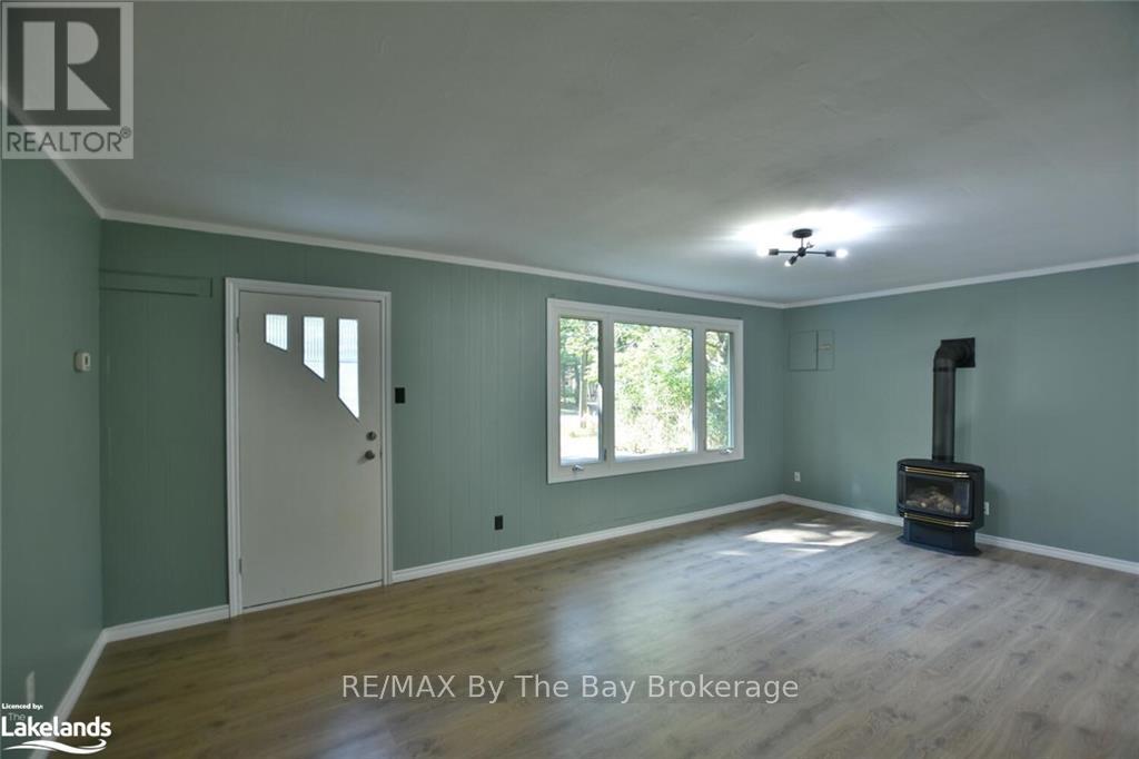 60 Sunnidale River Road, Wasaga Beach, Ontario  L9Z 2S4 - Photo 8 - S10894988