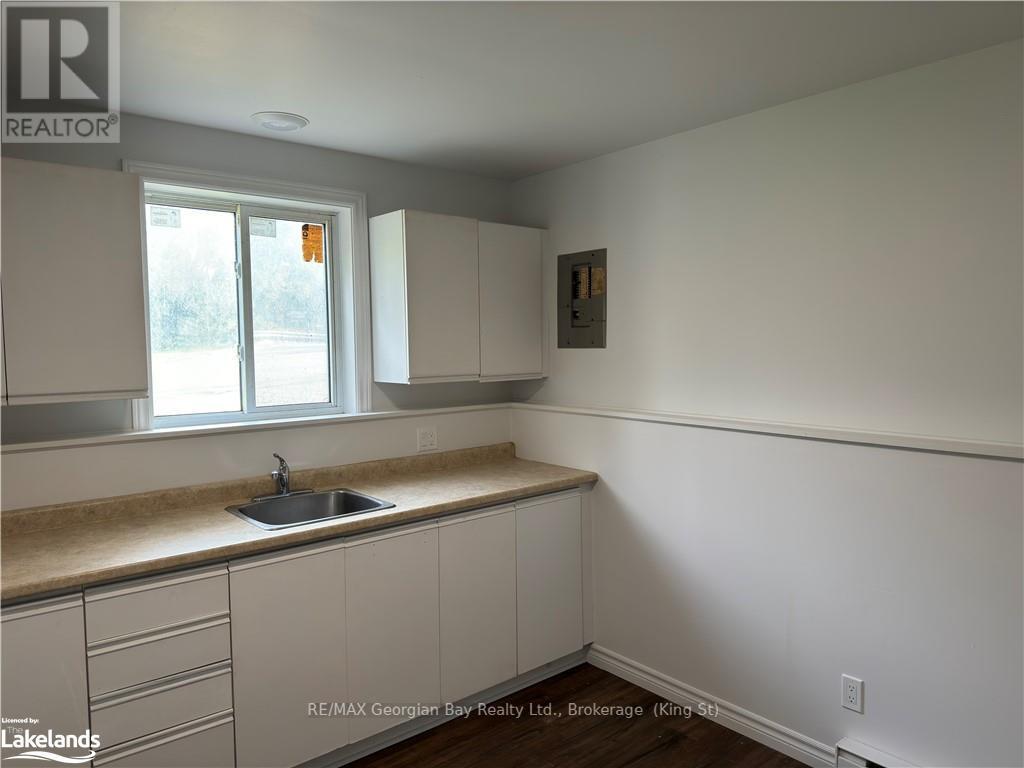 576 William Street, Midland, Ontario  L4R 4Z7 - Photo 3 - S10435541