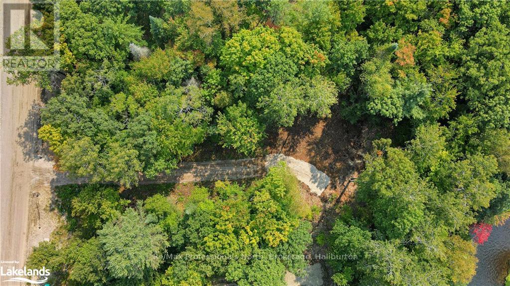 Property at LOT 8 N/A image 3