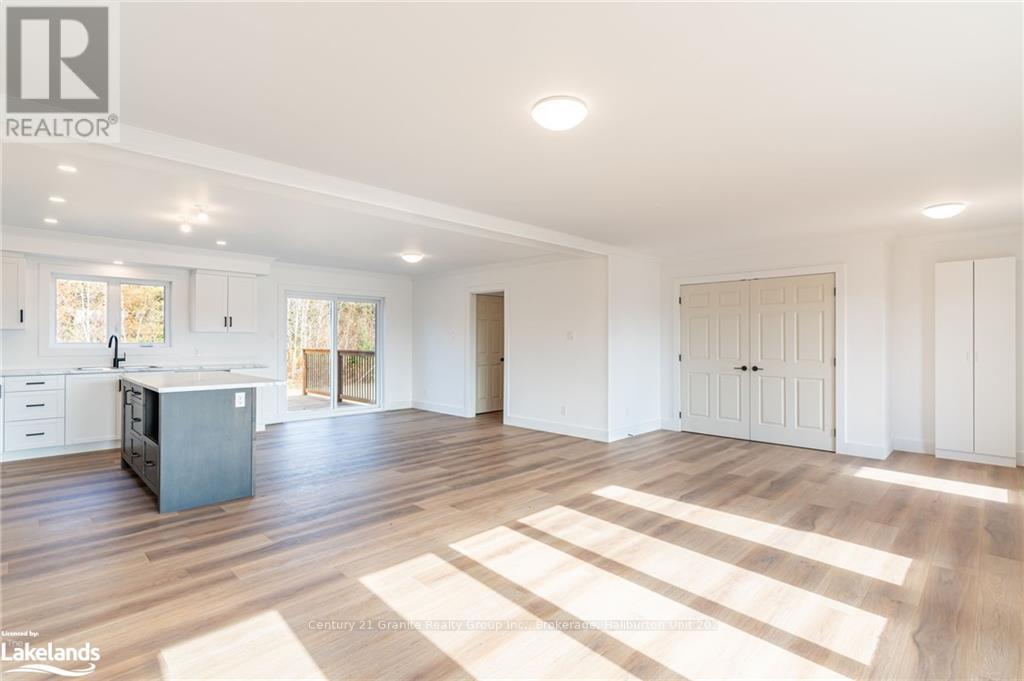 1026 Piper Glen Road, Minden Hills, Ontario  K0M 2K0 - Photo 10 - X10437058