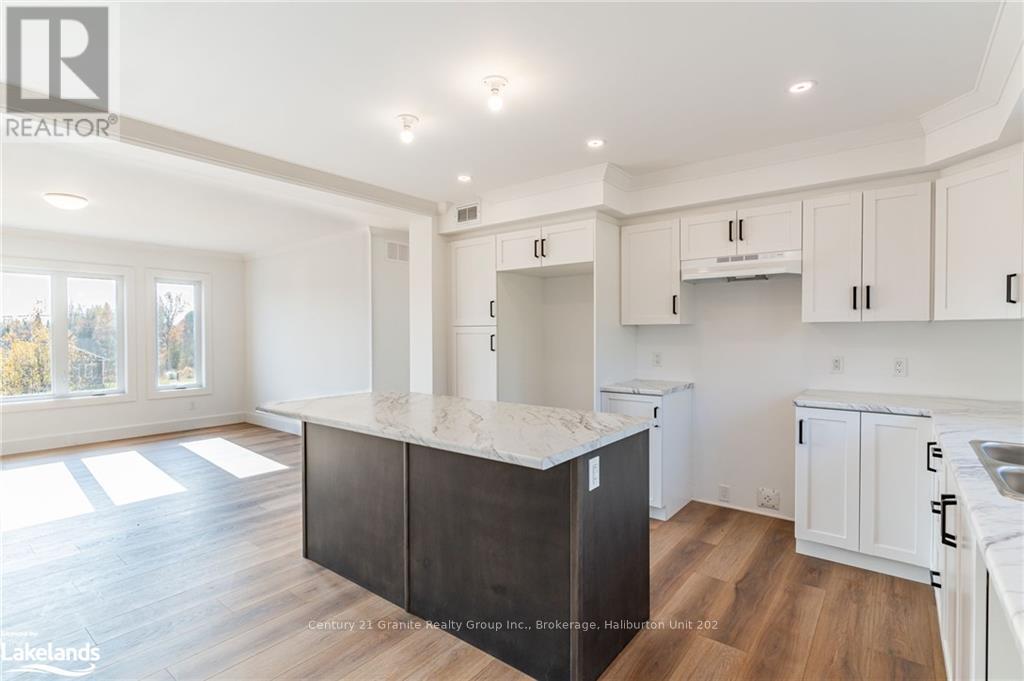 1026 Piper Glen Road, Minden Hills, Ontario  K0M 2K0 - Photo 13 - X10437058